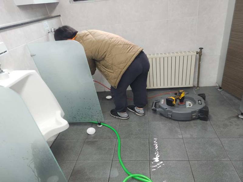 삼송 소변기막힘 작업사례 8